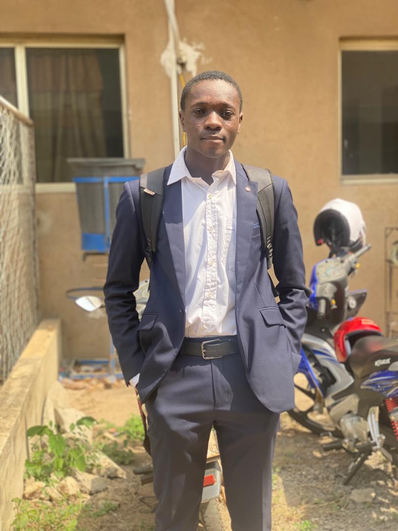 Portrait de Roland AHOURMA